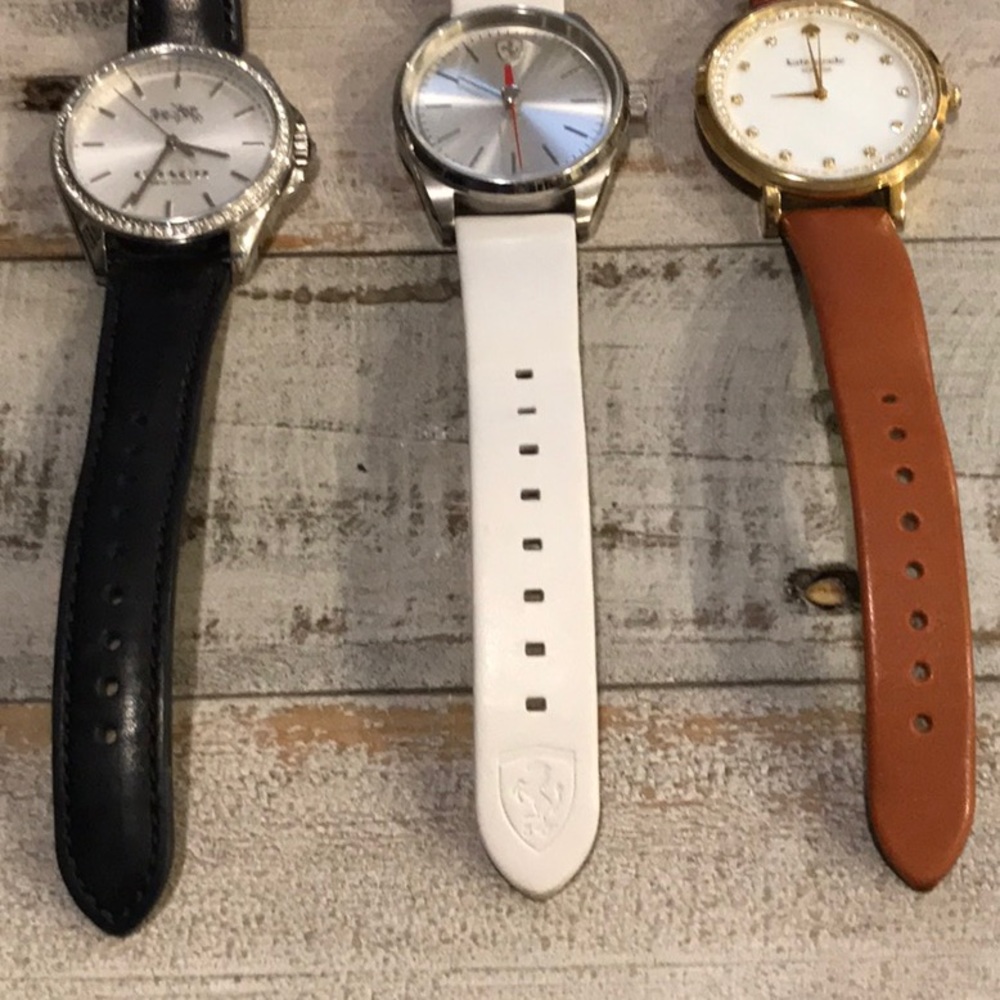Lot of 3 Watches: Coach, Ferrari, Kate Spade - Picture 8 of 9